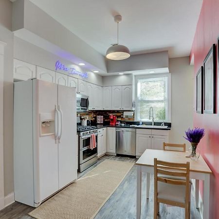 Hip And Spacious Midtown Cottage Near Beale Street Μέμφις Εξωτερικό φωτογραφία